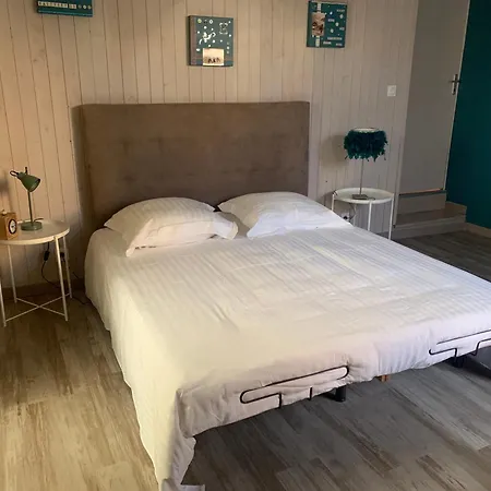 Holiday home Les Batisses De Clement *